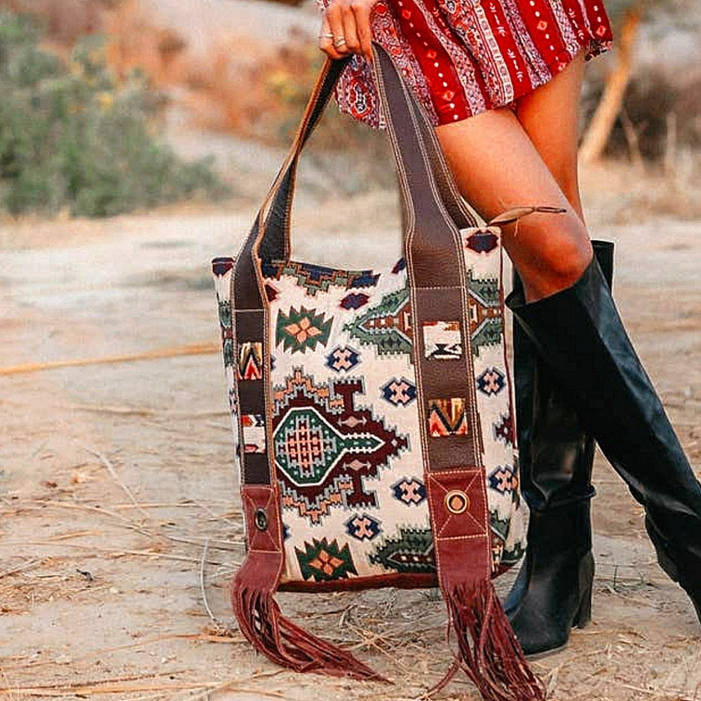 Hopofly Alur Tote Bag - Picture 1 of 3